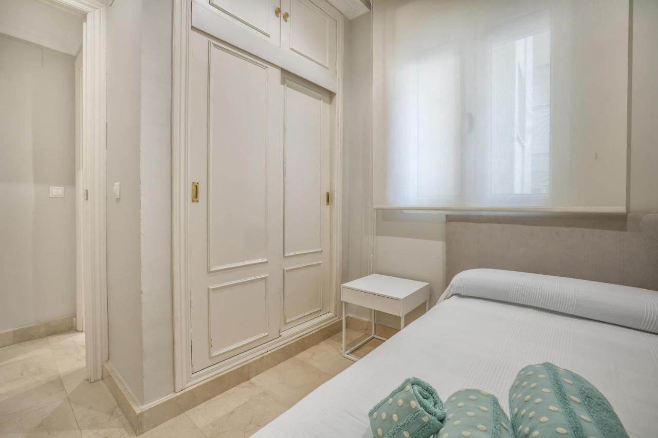 Apartamento Los Tilos & Parking & Piscina Cordoba Dış mekan fotoğraf